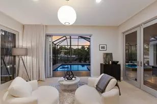 238 Island Cir, Sarasota, FL 34242 - Photo 13