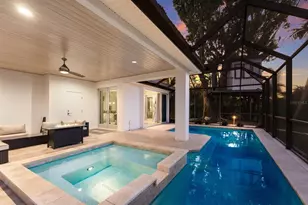 238 Island Cir, Sarasota, FL 34242 - Photo 47