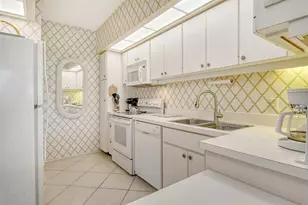 1945 Gulf of Mexico Dr, Longboat Key, FL 34228 - Photo 15