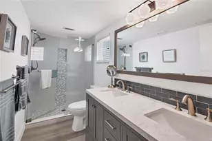 2100 Benjamin Franklin, Sarasota, FL 34236 - Photo 17