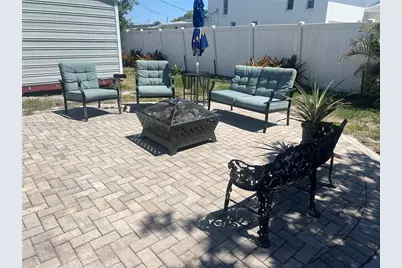1 Caroll Circle, Englewood, FL 34223 - Photo 5