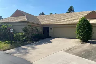 5712 34th Ct W, Bradenton, FL 34210 - Photo 1