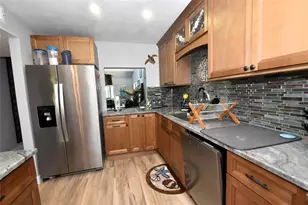 1627 Boathouse Cir, Sarasota, FL 34231 - Photo 3