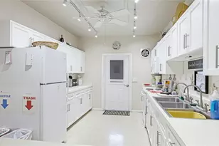 3213 Cambridge Ave, Bradenton, FL 34207 - Photo 35