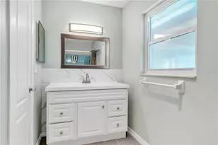 2705 20th Ave Dr W, Bradenton, FL 34205 - Photo 23