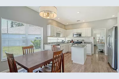 12339 Hollybush Terrace, Lakewood Ranch, FL 34202 - Photo 15