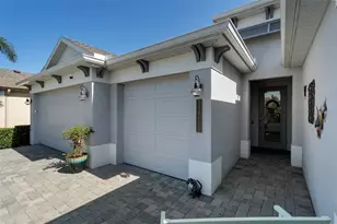 11713 Goldenrod Ave, Bradenton, FL 34212 - Photo 3