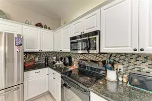 6546 Blue Grosbeak Cir, Lakewood Ranch, FL 34202 - Photo 13