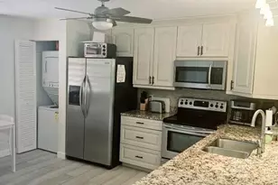 132 Wild Palm Dr, Bradenton, FL 34210 - Photo 5