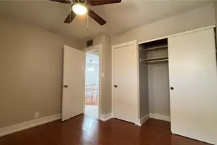 2763 Woodgate Ln, Sarasota, FL 34231 - Photo 15