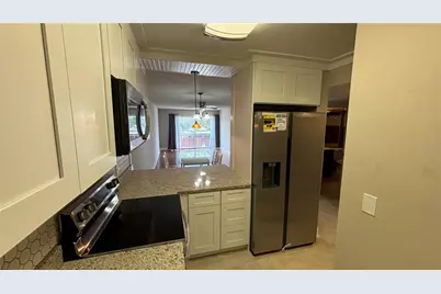 2763 Woodgate Lane #210, Sarasota, FL 34231 - Photo 5