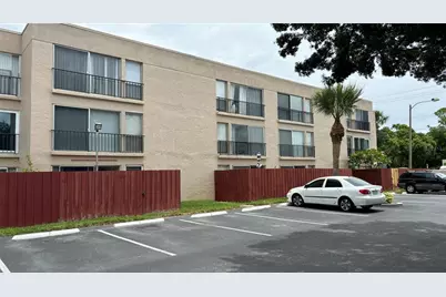 2763 Woodgate Lane #210, Sarasota, FL 34231 - Photo 1