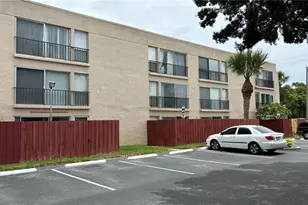 2763 Woodgate Ln, Sarasota, FL 34231 - Photo 1