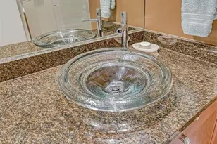 2295 E Gulf Of Mexico Dr E, Longboat Key, FL 34228 - Photo 25