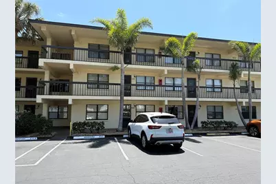 425 30th Avenue W #C204, Bradenton, FL 34205 - Photo 1