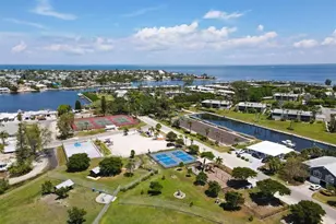 2918 Avenue E, Holmes Beach, FL 34217 - Photo 57