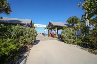 2918 Avenue E, Holmes Beach, FL 34217 - Photo 45