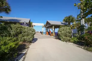 2918 Avenue E, Holmes Beach, FL 34217 - Photo 45