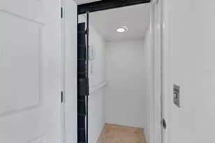 2918 Avenue E, Holmes Beach, FL 34217 - Photo 11