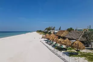 2918 Avenue E, Holmes Beach, FL 34217 - Photo 47