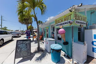 2918 Avenue E, Holmes Beach, FL 34217 - Photo 51