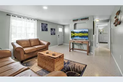 709 84th Street NW, Bradenton, FL 34209 - Photo 7