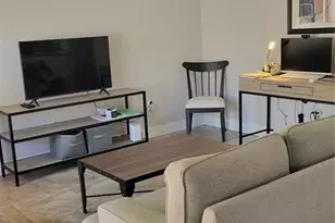 500 N Jefferson Ave E, Sarasota, FL 34237 - Photo 9