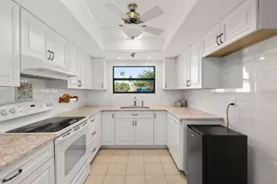 1302 58th St W, Bradenton, FL 34209 - Photo 3