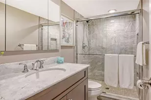 1750 Benjamin Franklin Dr, Sarasota, FL 34236 - Photo 29