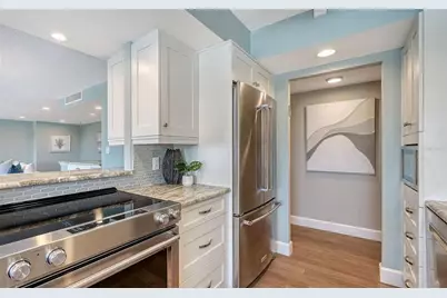 1750 Benjamin Franklin Drive #6F, Sarasota, FL 34236 - Photo 15