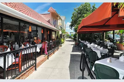 1750 Benjamin Franklin Drive #6F, Sarasota, FL 34236 - Photo 47