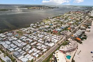 2601 Gulf Dr N, Bradenton Beach, FL 34217 - Photo 13