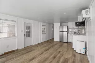 2601 Gulf Dr N, Bradenton Beach, FL 34217 - Photo 5