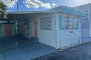 2601 Gulf Dr N, Bradenton Beach, FL 34217 - Photo 17