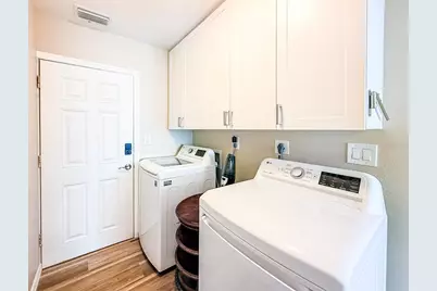 1900 Benjamin Franklin Drive #3, Sarasota, FL 34236 - Photo 17