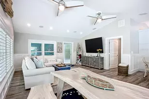 403 75th St, Holmes Beach, FL 34217 - Photo 45