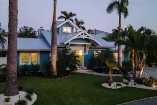 403 75th St, Holmes Beach, FL 34217 - Photo 5