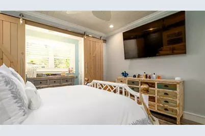 403 75th Street, Holmes Beach, FL 34217 - Photo 27