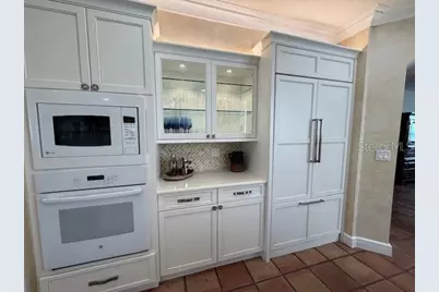 380 Gulf Of Mexico Drive #513, Longboat Key, FL 34228 - Photo 11