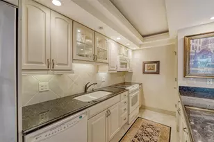 1212 Benjamin Franklin Dr, Sarasota, FL 34236 - Photo 11