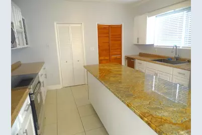 902 S Scenic Highway, Lake Wales, FL 33853 - Photo 9