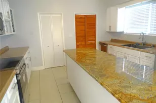 902 S Scenic Hwy, Lake Wales, FL 33853 - Photo 9