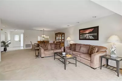 3130 Ringwood Meadow #44, Sarasota, FL 34235 - Photo 5