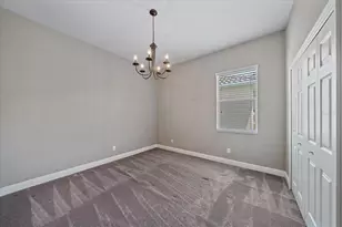 917 145th St Cir NE, Bradenton, FL 34212 - Photo 7