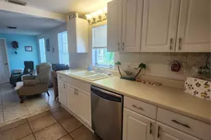 300 N 22nd St, Bradenton Beach, FL 34217 - Photo 13