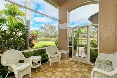 9480 Forest Hills Circle, Sarasota, FL 34238 - Photo 3