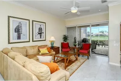 9480 Forest Hills Circle, Sarasota, FL 34238 - Photo 13