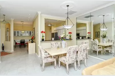 9480 Forest Hills Circle, Sarasota, FL 34238 - Photo 9