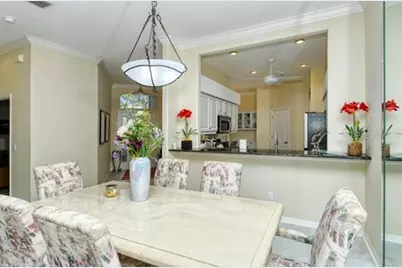 9480 Forest Hills Circle, Sarasota, FL 34238 - Photo 11