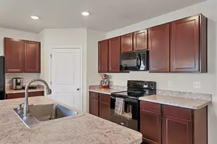 309 Blue Point Dr, Ruskin, FL 33570 - Photo 7